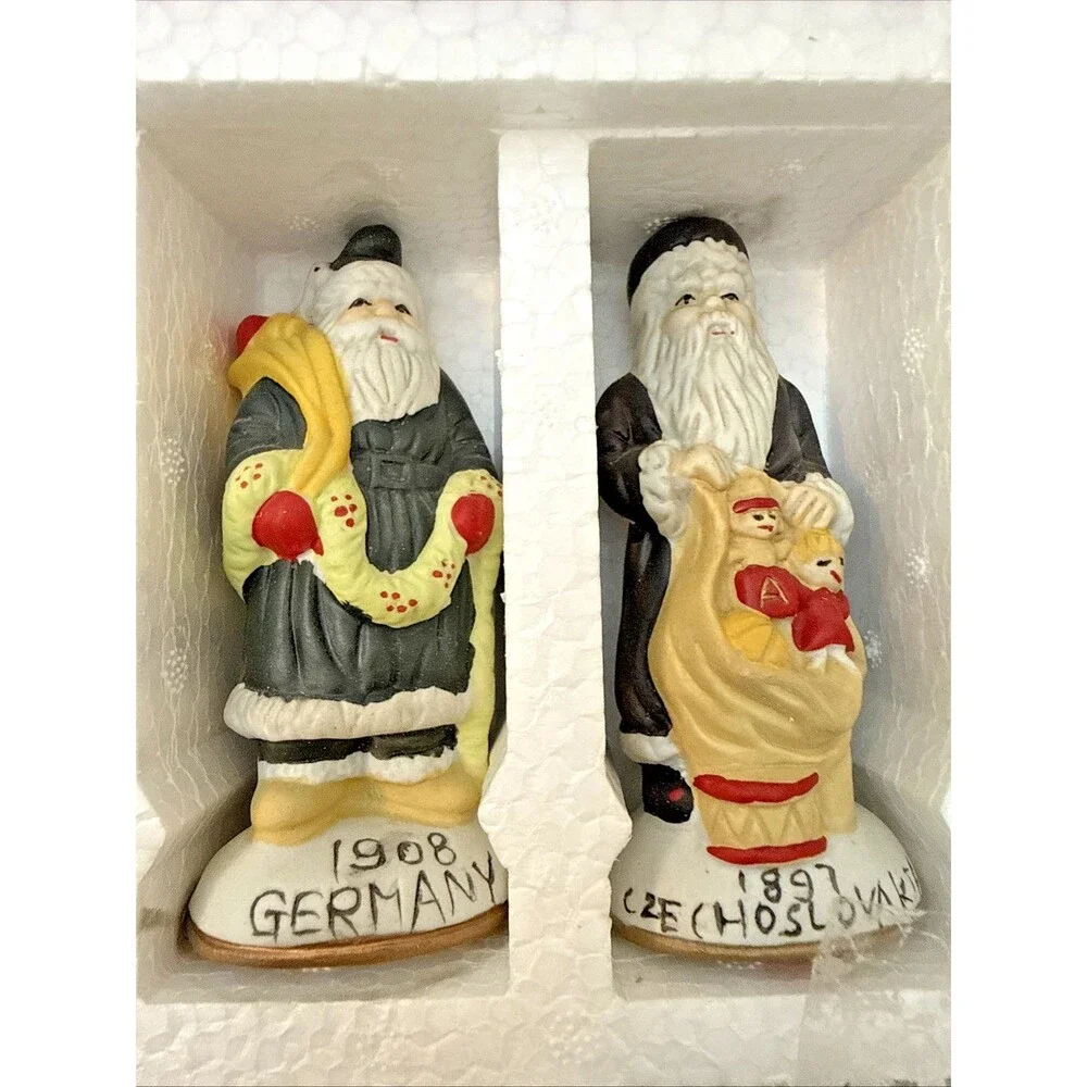 Vintage Set Of Santas From Around the World Porcelain  Handpainted 12 Set w/ Box
